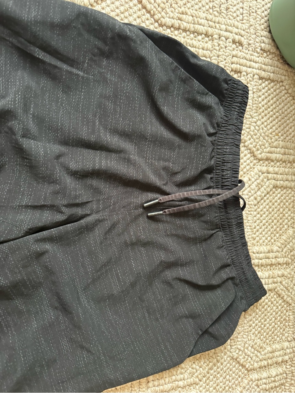lululemon Men’s pace, breaker shorts - Picture 4 of 6